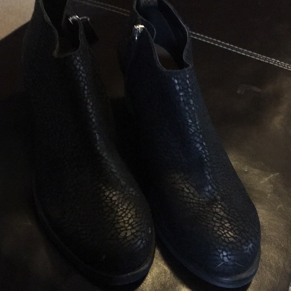 Leather ankle boots
